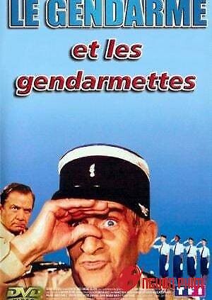 Cảnh Sát Và Những Nữ Thực Tập Sinh