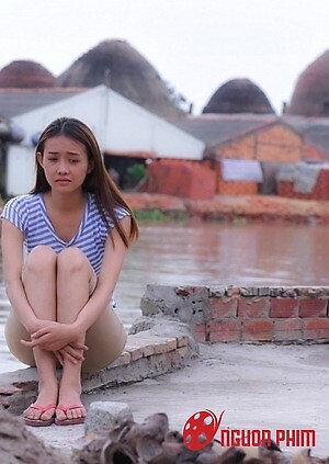 Sống Trong Bóng Đêm