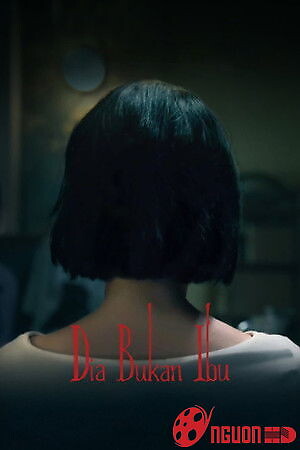 Người Mẹ Ma Quái