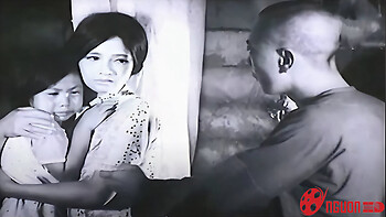 Đứa Con Người Hàng Xóm