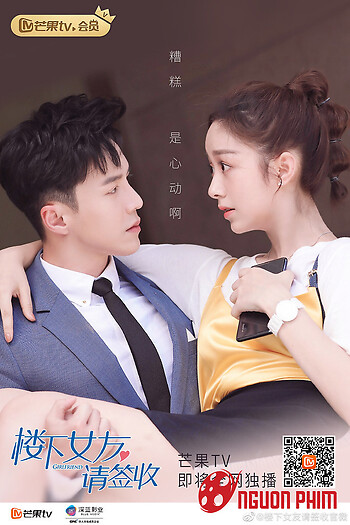 Bạn Gái Lầu Dưới Xin Hãy Ký Nhận