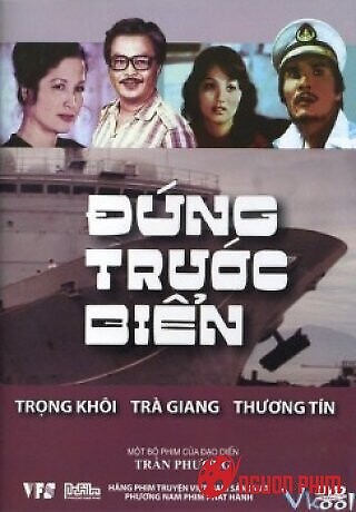 Đứng Trước Biển