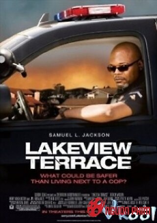 Người Hàng Xóm Kinh Dị