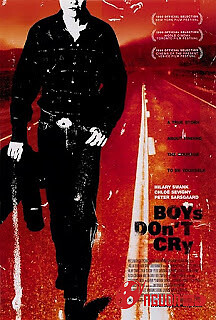 Con Trai Không Khóc